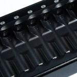 ISDT N8 Mehrkanal 18W 1,5 A 8 Steckplätze LCD AA/AAA Batterie Schnell ausgleich Ladegerät für LiIon LiHv Life NiMh Nicd Nizn RC Teile